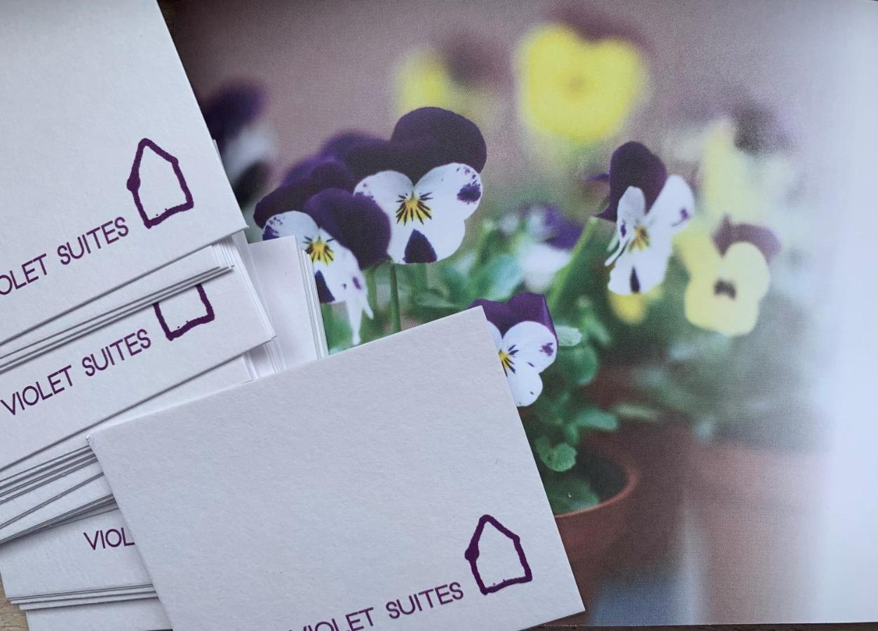 Violet Suites Gent Bagian luar foto
